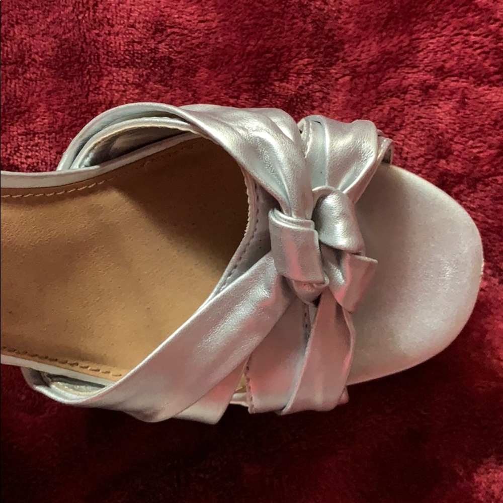 Silver high heels - Picture 2 of 2